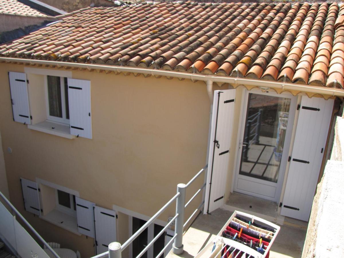 Maison De Village Entre Mer Et Montagne Roujan Exteriör bild